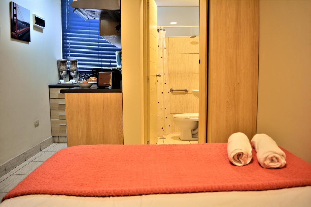 Kangaroo Wasi Airport Bed & Breakfast Lima Extérieur photo