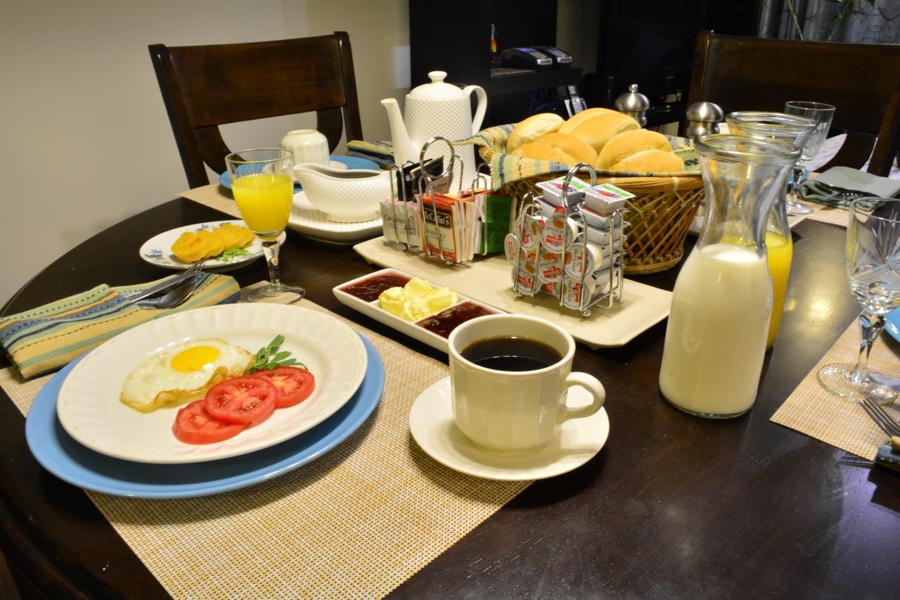 Kangaroo Wasi Airport Bed & Breakfast Lima Extérieur photo